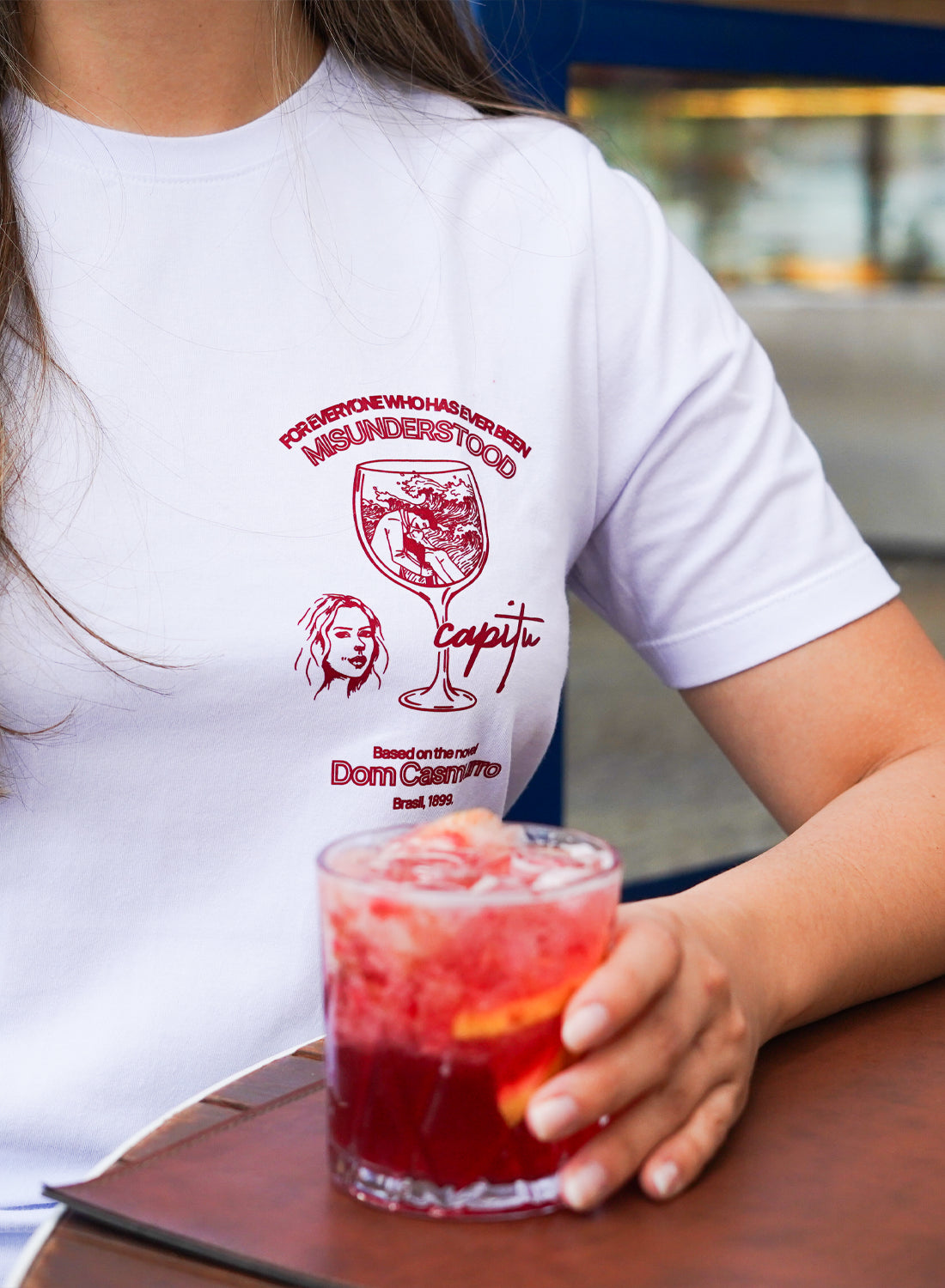Camiseta Algodão Capitu