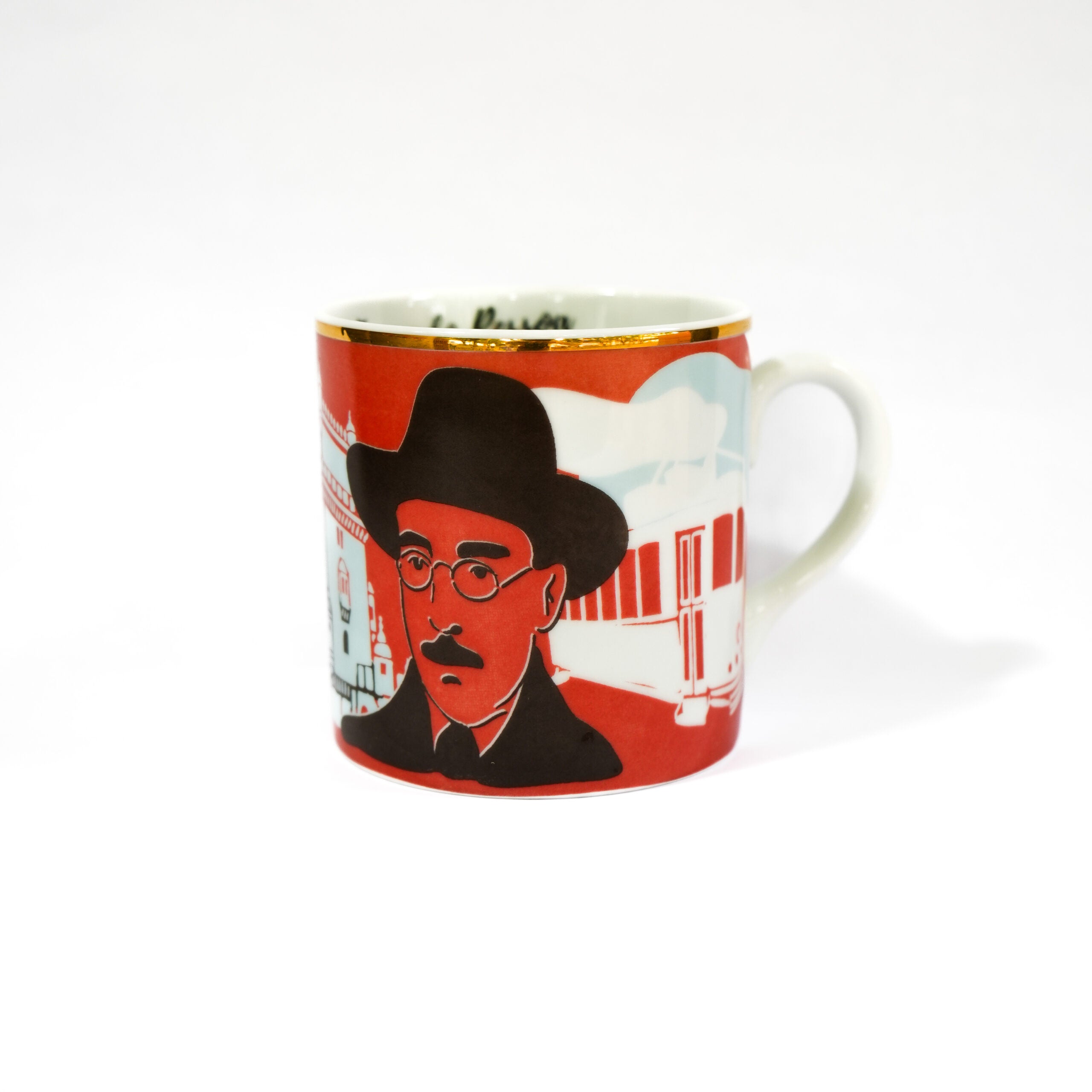 Caneca Fernando Pessoa + Curso O Banqueiro Anarquista - Coleção Café com Pensadores