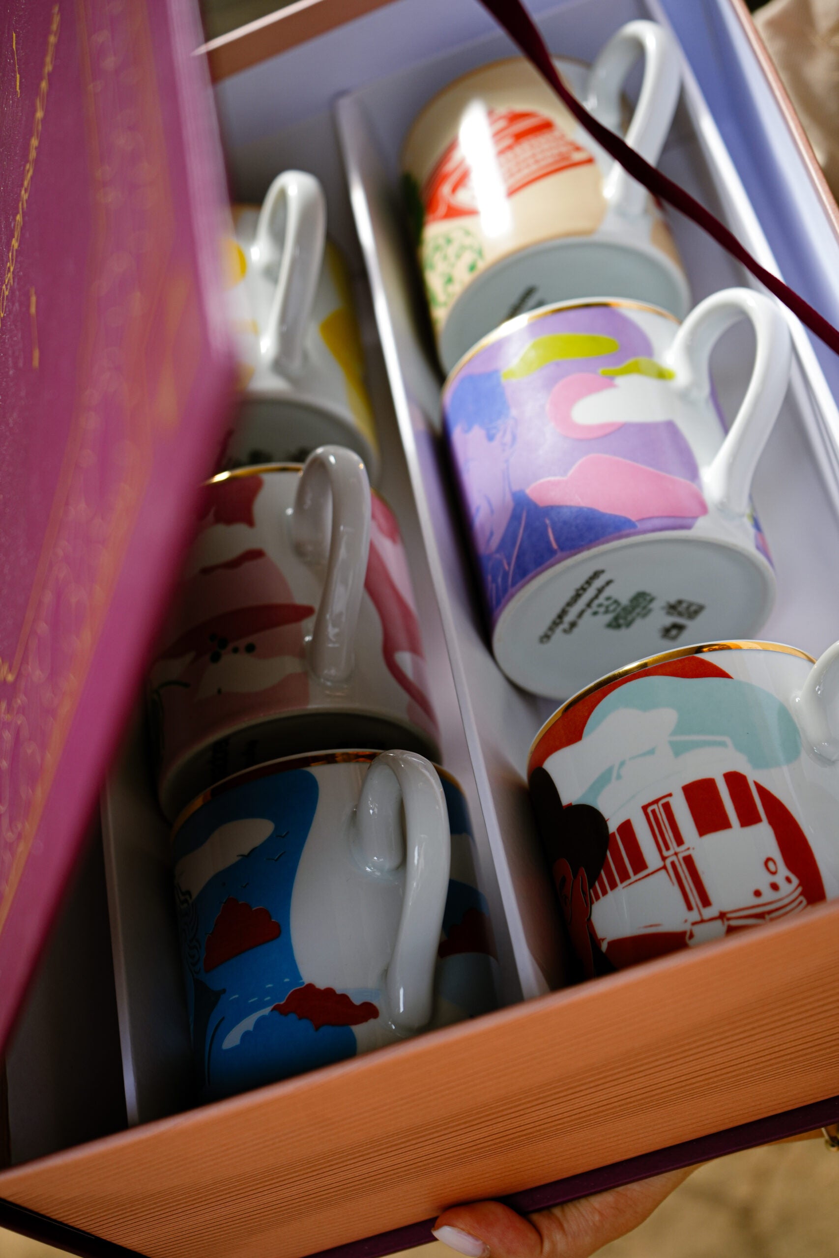 Coleção de canecas Café com Pensadores - 6 peças