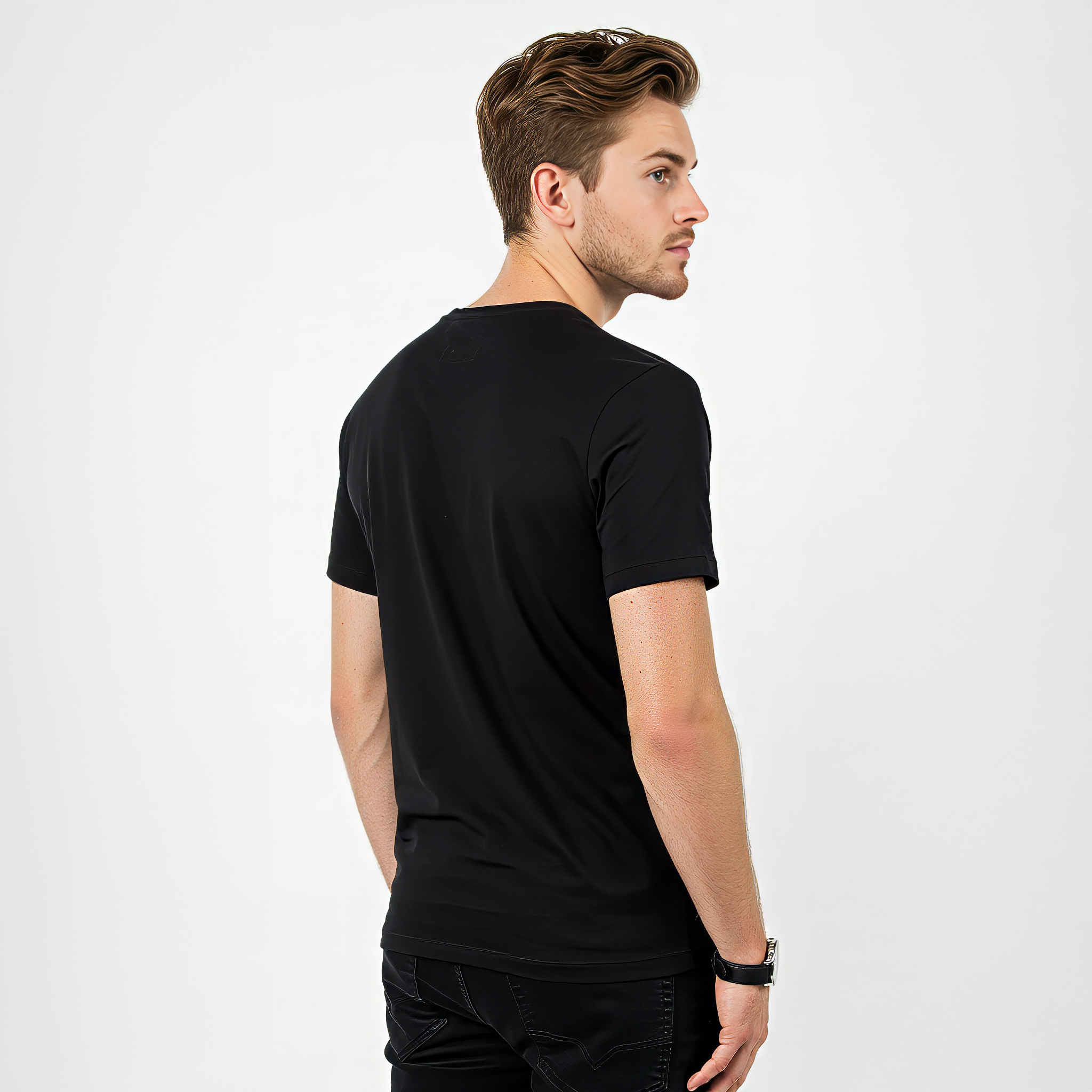 Camiseta Masculina Preta  "Desculpa, errei" – Karl Marx